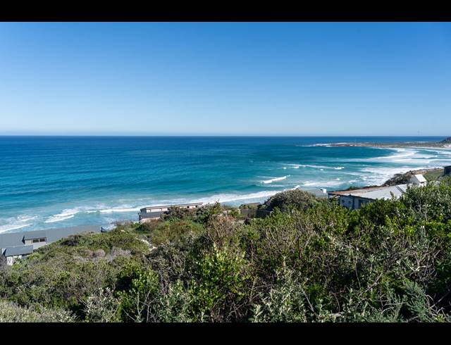 890M² VACANT LAND FOR SALE IN MISTY CLIFFS